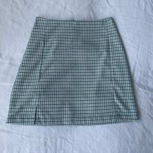 Brandy Melville Green and White Plaid Skirt